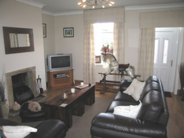 Turf Terrace, Littleborough - A QUITE STUNNING 3 BEDROOMED MID

TERRACED COTTAGE WITH REAR GARDEN AREA
